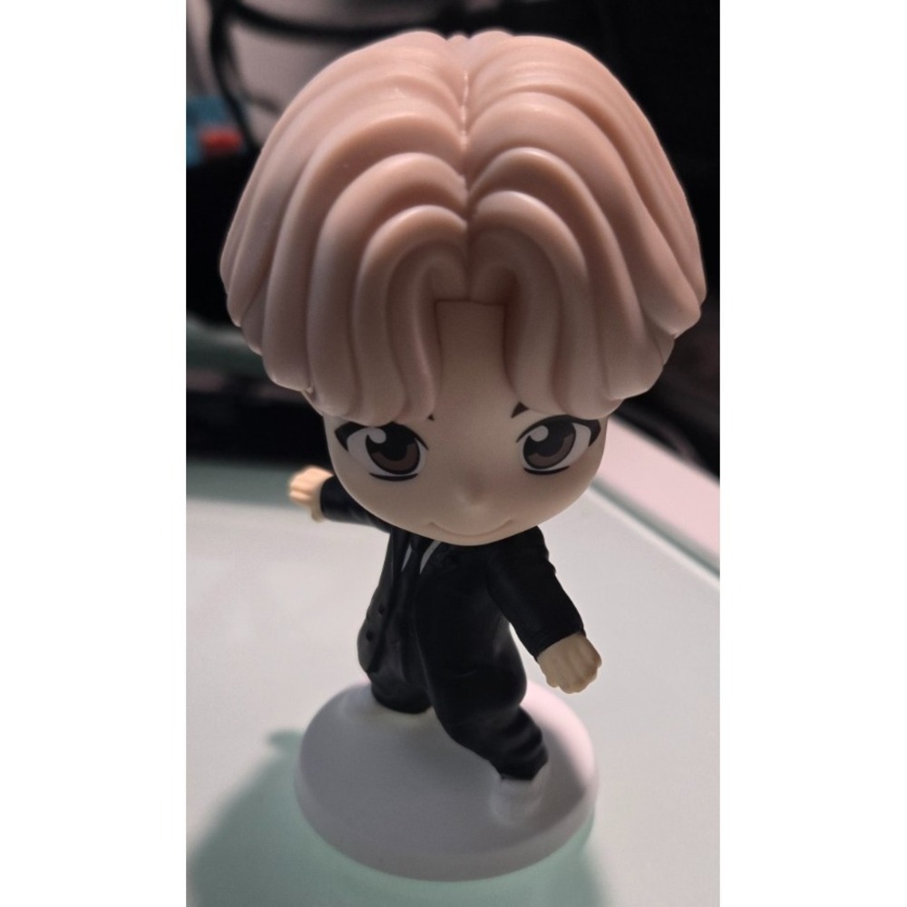 TinyTAN Jungkook #7 – McDonald's 2025 Happy Meal BTS Toy – Complete w/ Box & Car